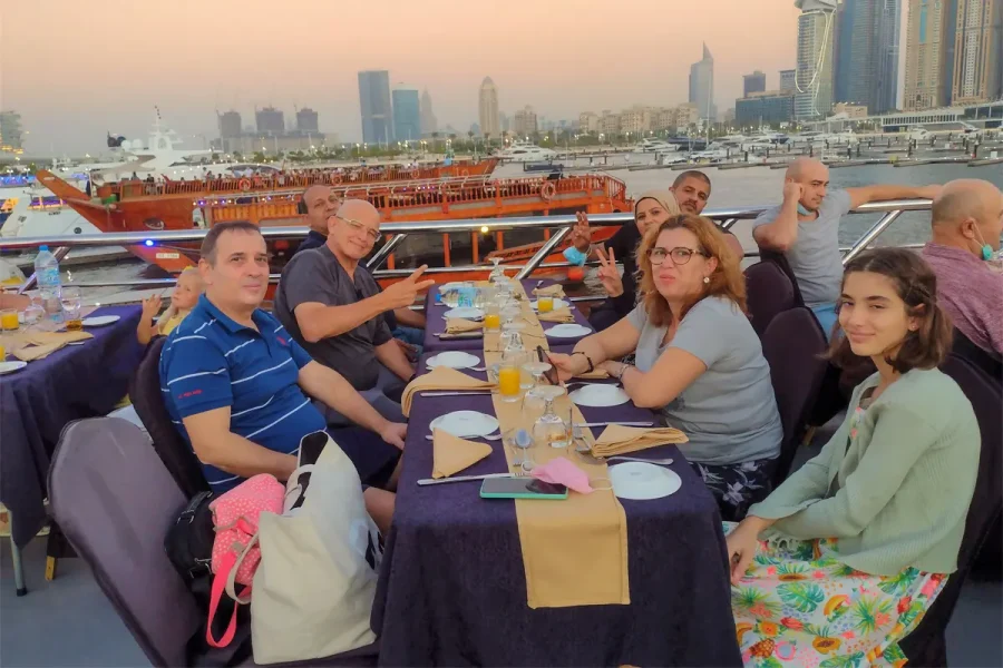 Luxurious Dining on Dubai’s Dhow Cruise: An Unforgettable Experience