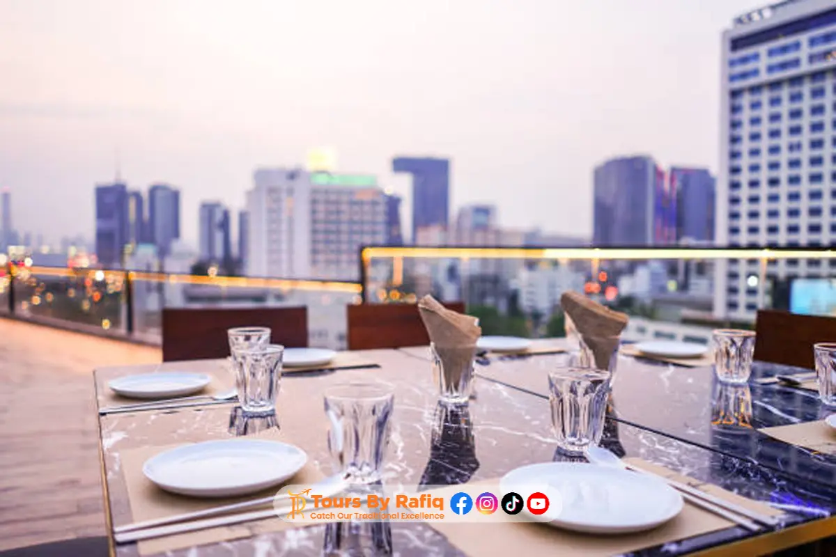 Dinner in the Sky: An Extraordinary Dining Experience with Panoramic Views