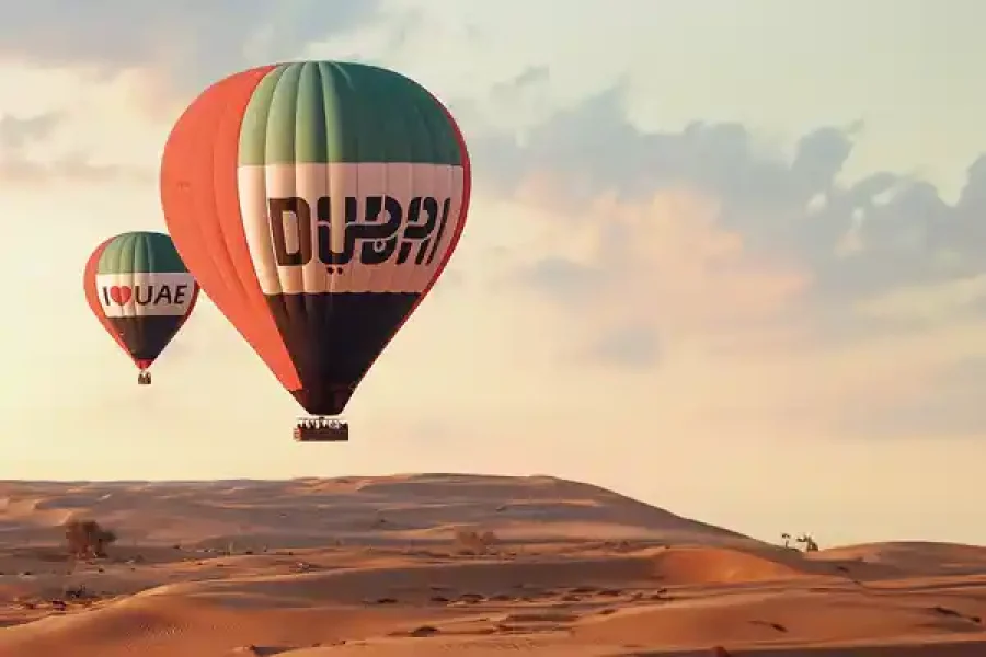 Dubai Hot Air Balloon Ride: The Best Way to See the Desert’s Endless Horizon With Standard Flight